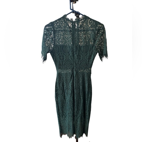 Lulu’s Forest Green Sheer Lace Short Sleeve Mini Dress size S - Picture 3 of 7